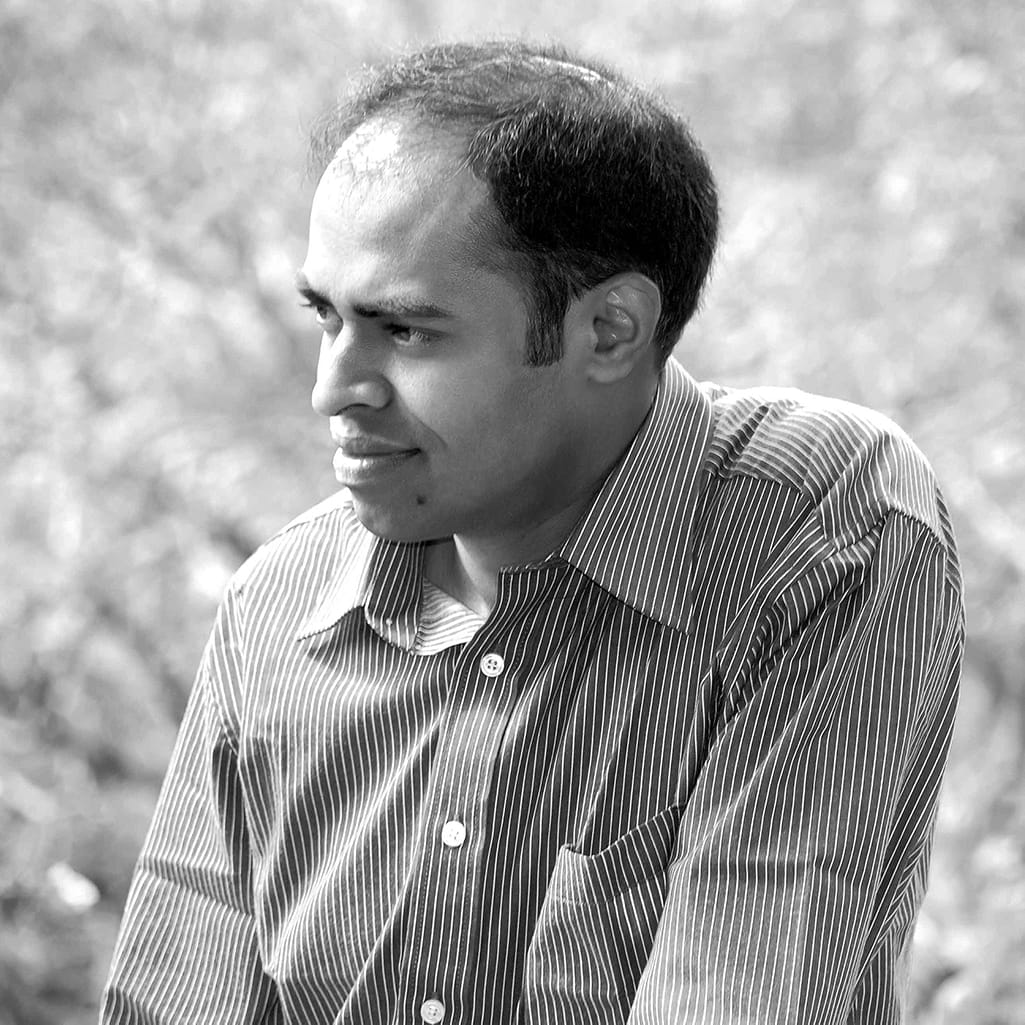Black and white portrait symbolizing Paul Burmon’s passion for meaningful, emotion-filled photography at Paul Photos